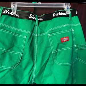 dickies belted green carpenter pants